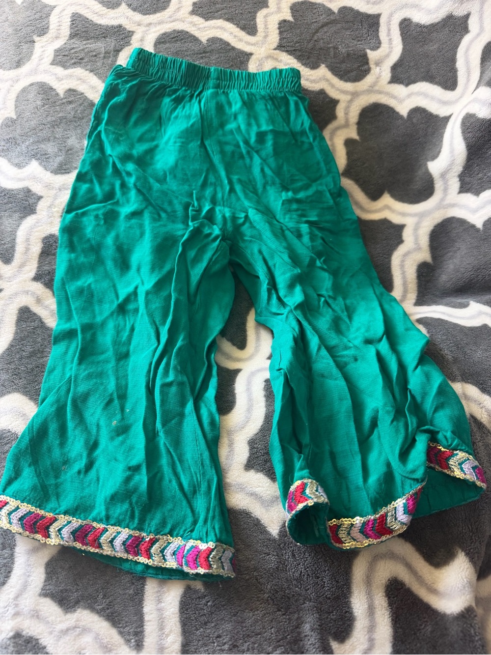 Green Embroidered Hem Wide-Leg Pants